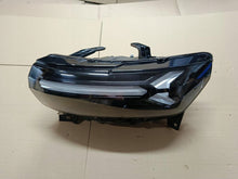 Laden Sie das Bild in den Galerie-Viewer, Frontscheinwerfer Dacia Duster 260603515R Links Scheinwerfer Headlight SCH1235372481bj