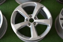 Load image into Gallery viewer, 1x Alufelge 18 Zoll 8.0&quot; 5x112 39ET Glanz Silber 8OA601025C Audi Rim Wheel