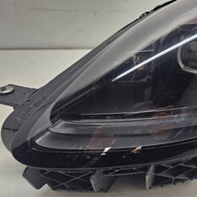 Laden Sie das Bild in den Galerie-Viewer, Frontscheinwerfer Maserati I 06702930730 Links Scheinwerfer Headlight SCH4560713795si