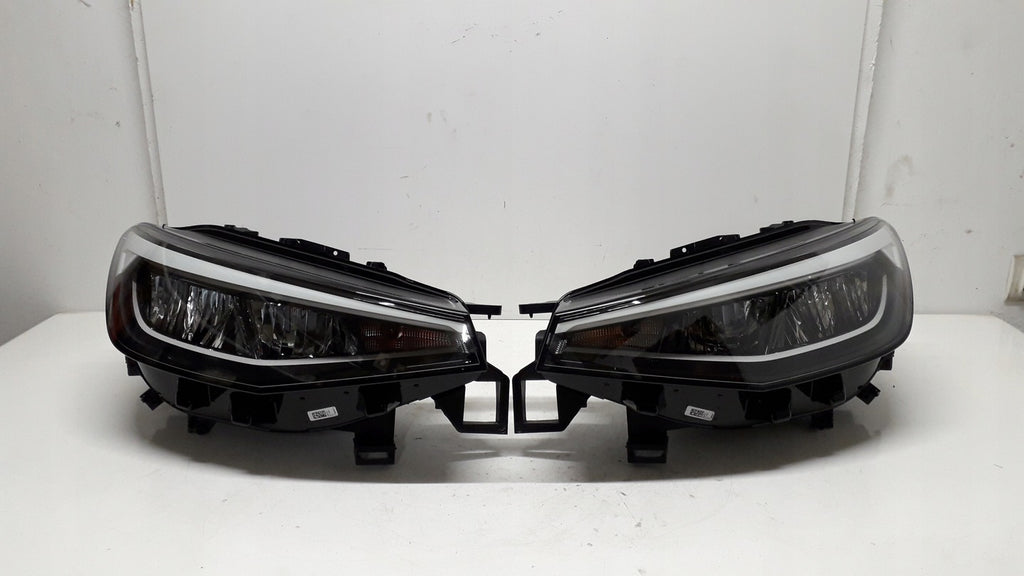 Frontscheinwerfer VW Id.4 11B941006A FULL LED Ein Stück (Rechts oder Links)