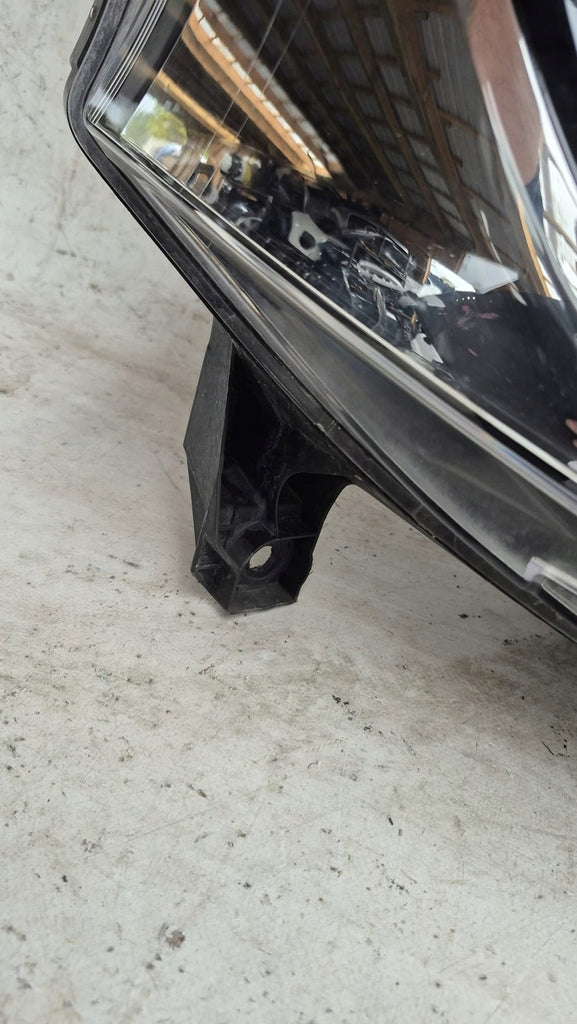 Frontscheinwerfer Renault Trafic III 260109054R Full LED Rechts Headlight SCH7647532409vr