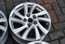 Laden Sie das Bild in den Galerie-Viewer, 4x Alufelge 17 Zoll 6.5" 5x114.3 9965C26560 Mazda 3 Rim Wheel FEL4463761529wa