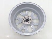 Laden Sie das Bild in den Galerie-Viewer, 4x Alufelge 17 Zoll 6.5" 5x112 39ET Glanz Silber 6856076 BMW F39 X1 F48 FEL1052918538tv