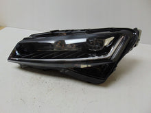 Laden Sie das Bild in den Galerie-Viewer, Frontscheinwerfer Skoda Superb III 3V1941015D Full LED Links Headlight