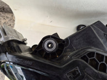 Laden Sie das Bild in den Galerie-Viewer, Frontscheinwerfer Skoda Superb III 3V1941016 LED Rechts Scheinwerfer Headlight