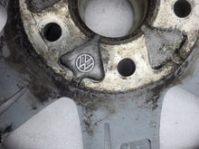 Load image into Gallery viewer, 1x Alufelge 17 Zoll 8.0" 5x120 49ET Glanz Silber 2H0601025R VW Amarok Rim Wheel FEL7458099825cv
