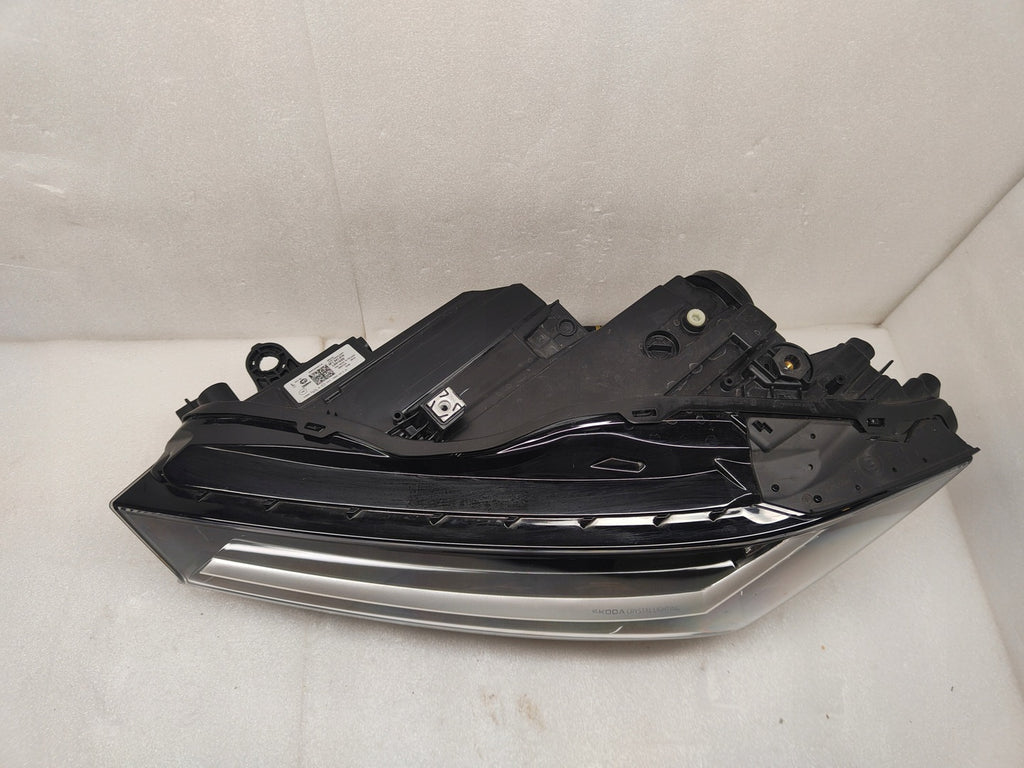 Frontscheinwerfer Skoda Superb 3P1941015 Full LED Links Scheinwerfer Headlight SCH9144923374sw