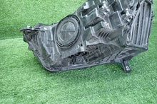 Laden Sie das Bild in den Galerie-Viewer, Frontscheinwerfer Audi Q3 83A941034 Rechts Scheinwerfer Headlight SCH8007865446fo
