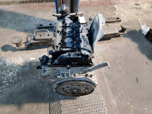 Laden Sie das Bild in den Galerie-Viewer, Motor BMW Mini B37C15 1.5 Diesel Engine Unkomplett