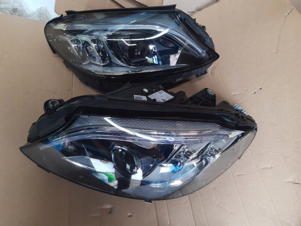 Frontscheinwerfer Mercedes-Benz A2059068505 A2059068605 Ein Satz Headlight