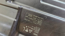 Laden Sie das Bild in den Galerie-Viewer, Frontscheinwerfer Audi E-Tron 85H941039R LED Ein Stück (Rechts oder Links) SCH5305429936yn