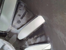 Load image into Gallery viewer, 1x Alufelge 18 Zoll 1K0601025BE VW Golf V Rim Wheel FEL3377531803qz