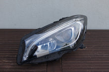 Load image into Gallery viewer, Frontscheinwerfer Mercedes-Benz Cla C117 A1178206761 Links Headlight