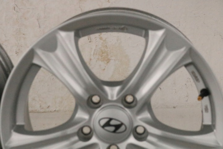 1x Alufelge 16 Zoll 6.5" 5x114.3 46ET KH046516 Hyundai Ix35 Rim Wheel FEL3126837599qk
