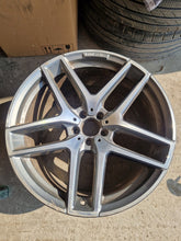 Load image into Gallery viewer, 1x Alufelge 21 Zoll 11.0&quot; 5x112 A2924011700 Mercedes-Benz Gle Rim Wheel