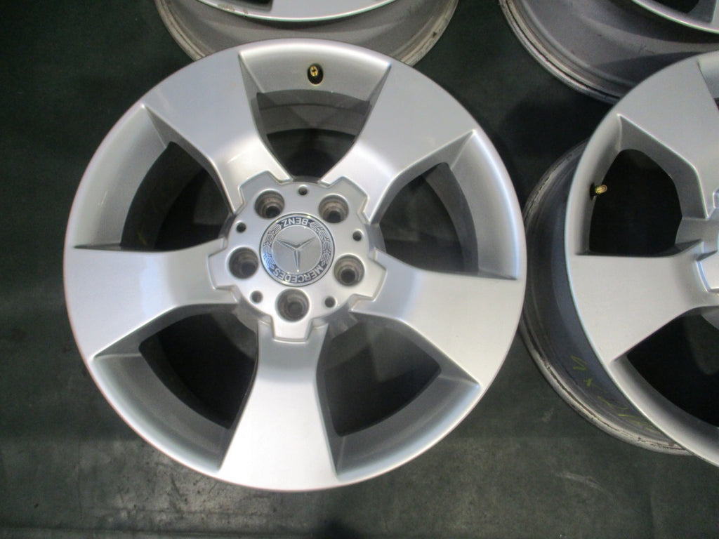 4x Alufelge 17 Zoll 7.5" 5x112 47 5ET Glanz Silber A2044013602 Mercedes-Benz FEL6314824017mu