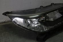 Laden Sie das Bild in den Galerie-Viewer, Frontscheinwerfer Honda Crv Xenon Rechts Scheinwerfer Headlight SCH2169467389is