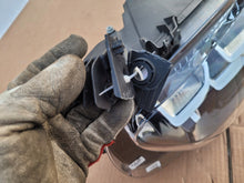 Load image into Gallery viewer, Frontscheinwerfer Citroën C3 III 9836267180 Links Scheinwerfer Headlight SCH6625425343qf