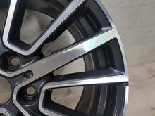 Laden Sie das Bild in den Galerie-Viewer, 1x Alufelge 18 Zoll 6851786 BMW 1 F40 Rim Wheel FEL5193814327pw