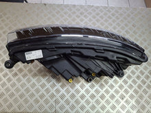 Laden Sie das Bild in den Galerie-Viewer, Frontscheinwerfer Skoda Kamiq 658941016 Full LED Rechts Scheinwerfer Headlight SCH8913592804fc