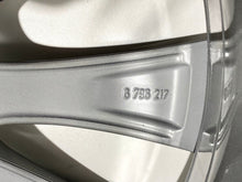 Load image into Gallery viewer, 1x Alufelge 18 Zoll 8.0" 5x120 52ET Matt Silber 6796217 BMW 1 F21 F20 Rim Wheel FEL2428058543xe