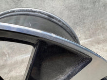 Laden Sie das Bild in den Galerie-Viewer, 1x Alufelge 18 Zoll 8.0" 5x108 44ET Glanz 9814118277 Peugeot 508 Ii Rim Wheel FEL6321650887re
