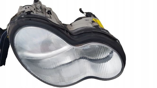 Frontscheinwerfer Mercedes-Benz W203 Xenon Rechts Scheinwerfer Headlight SCH7829187522nt