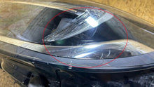 Laden Sie das Bild in den Galerie-Viewer, Frontscheinwerfer Opel Astra K 39158005 Rechts Scheinwerfer Headlight SCH1724880220ya