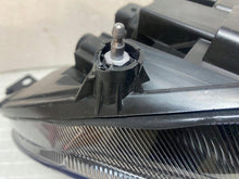 Laden Sie das Bild in den Galerie-Viewer, Frontscheinwerfer Ford Focus NX7B-13E017- Full LED FALSE Scheinwerfer Headlight SCH9885635943cq