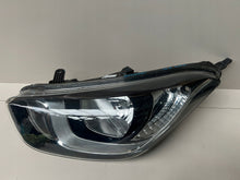 Laden Sie das Bild in den Galerie-Viewer, Frontscheinwerfer Hyundai I20 92101-4P500 Links Scheinwerfer Headlight