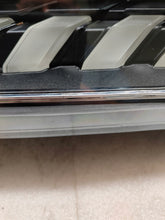 Laden Sie das Bild in den Galerie-Viewer, Frontscheinwerfer Audi Q7 4M0941085C Laser Links Scheinwerfer Headlight