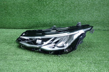 Laden Sie das Bild in den Galerie-Viewer, Frontscheinwerfer VW Golf VIII Links Scheinwerfer Headlight SCH3625439216ou