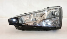 Load image into Gallery viewer, Frontscheinwerfer Skoda Scala 657941015 Ein Satz Scheinwerfer Headlight SCH1547161081bw