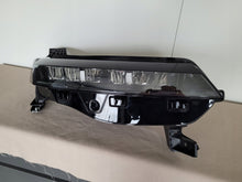 Laden Sie das Bild in den Galerie-Viewer, Frontscheinwerfer Renault Megane I E-Tech 260109843R Rechts Headlight SCH4068219122ox