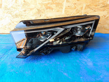 Load image into Gallery viewer, Frontscheinwerfer Skoda Octavia IV 5E4941035 LED Links Scheinwerfer Headlight SCH2373522161tg