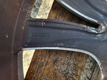 Load image into Gallery viewer, 1x Alufelge 18 Zoll 7.5&quot; 5x108 49ET 9671401880 Peugeot Rim Wheel