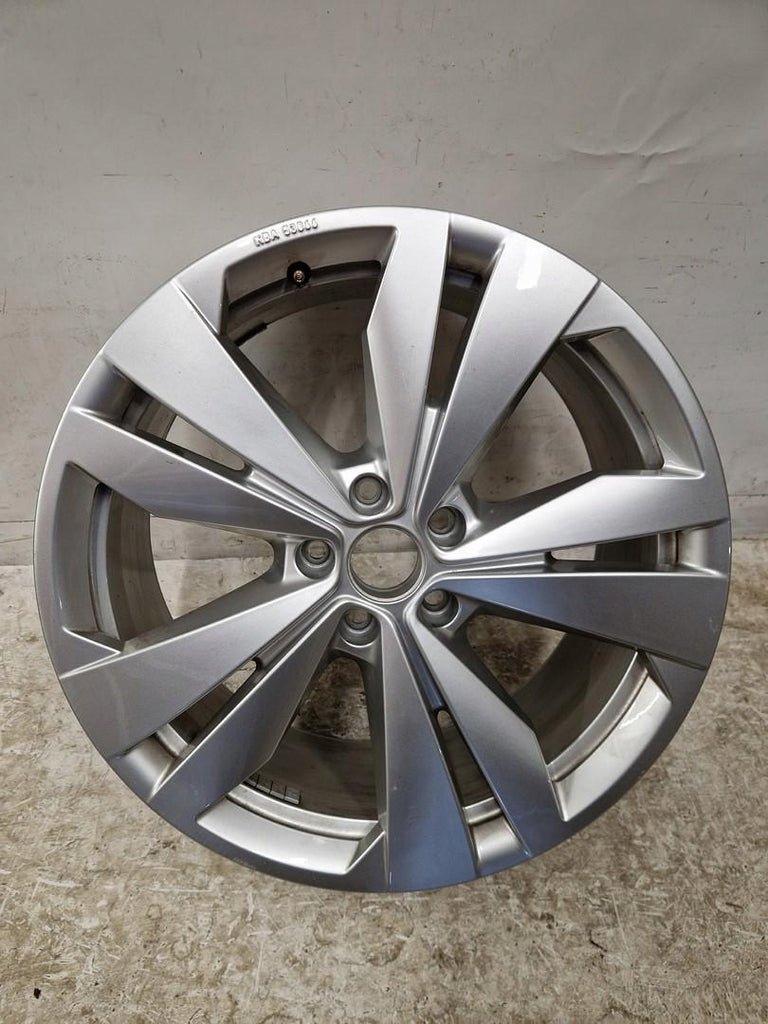 1x Alufelge 19 Zoll 8.0" 5x112 45ET 11A071499 VW Id.5 Id.4 Rim Wheel FEL7632534741ba