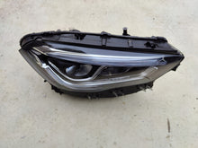 Laden Sie das Bild in den Galerie-Viewer, Frontscheinwerfer Mercedes-Benz W247 A2479063605KZ LED Rechts Headlight