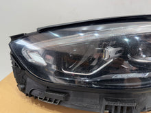 Laden Sie das Bild in den Galerie-Viewer, Frontscheinwerfer Mercedes-Benz A2069063903 Links Scheinwerfer Headlight SCH7867393614vj