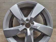 Load image into Gallery viewer, 1x Alufelge 17 Zoll 6.5" 5x100 49ET Glanz Silber 2GM601025A VW T-Cross Rim Wheel FEL9454703305uw