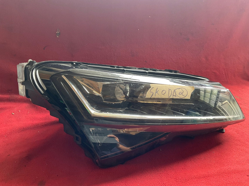 Frontscheinwerfer Skoda Superb III 3V1941016E Rechts Scheinwerfer Headlight SCH8429991941yp