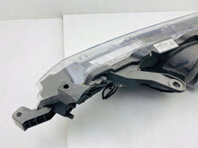 Laden Sie das Bild in den Galerie-Viewer, Frontscheinwerfer Toyota Corolla 8111002L50 Rechts Scheinwerfer Headlight SCH7257696449vp