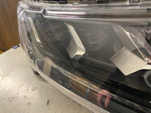 Load image into Gallery viewer, Frontscheinwerfer Mitsubishi Outlander III 8301D3-32 Full LED Rechts Headlight