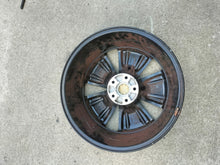 Load image into Gallery viewer, 1x Alufelge 18 Zoll 7.0" 5x114.3 40 5ET 52910-3U300 Kia Sportage Rim Wheel FEL6799883419gp