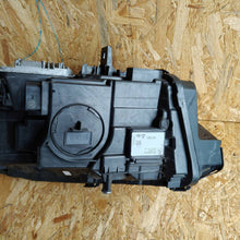 Laden Sie das Bild in den Galerie-Viewer, Frontscheinwerfer Mercedes-Benz Gla H247 A2479066400 Rechts Headlight SCH1421475295xs