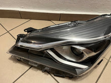 Load image into Gallery viewer, Frontscheinwerfer Toyota Yaris LED Ein Stück (Rechts oder Links) Headlight SCH4560334519lo