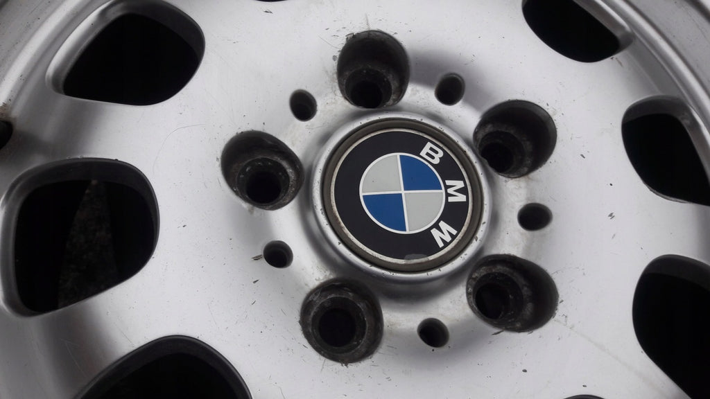 1x Alufelge 15 Zoll 6.5" 5x120 Silber 1094499 BMW 3 E36 E46 Rim Wheel FEL3829420258gz