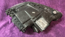 Laden Sie das Bild in den Galerie-Viewer, Frontscheinwerfer Seat Exeo 2R1941754E 89320185 Xenon Rechts Headlight