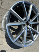 Load image into Gallery viewer, 1x Alufelge 20 Zoll 8.5" 5x112 36ET Glanz Grau 8U0601025 Audi Q3 Rim Wheel FEL6475920197we