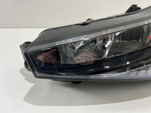 Laden Sie das Bild in den Galerie-Viewer, Frontscheinwerfer Skoda Scala 657941015 Links Scheinwerfer Headlight SCH6227575444xn